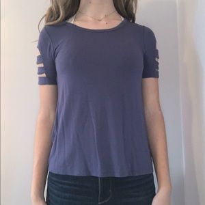 Blue shirt sleeve shirt